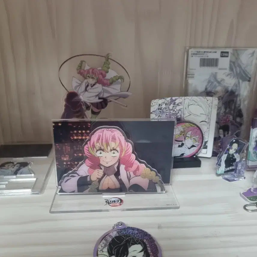 [BUNJANG] Demon Slayer Mitsuri Acrylic Standee Diorama / 귀멸의칼날 미츠리 아크릴