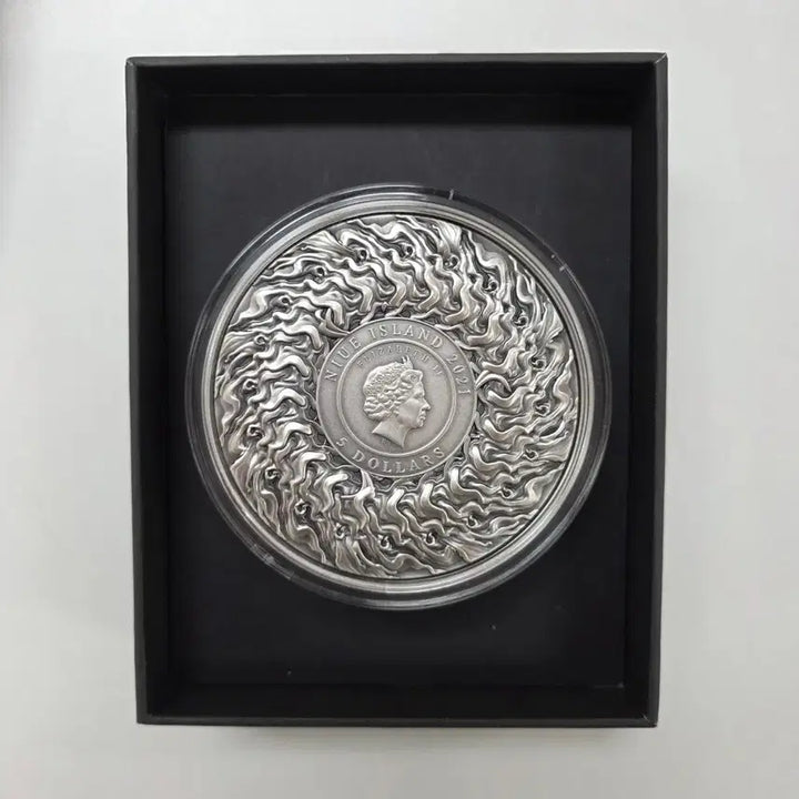 [BUNJANG] Nezha Mythological Hero Antique Silver-Copper Medallion Set Limited Edition / 2021년 중국신화속영웅 나타 엔틱 은동화세트
