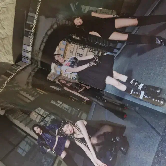 [BUNJANG] ITZY TUNNEL VISION Album Signed by All Members / 있지 ITZY TUNNEL VISION 모든 멤버 싸인 앨범