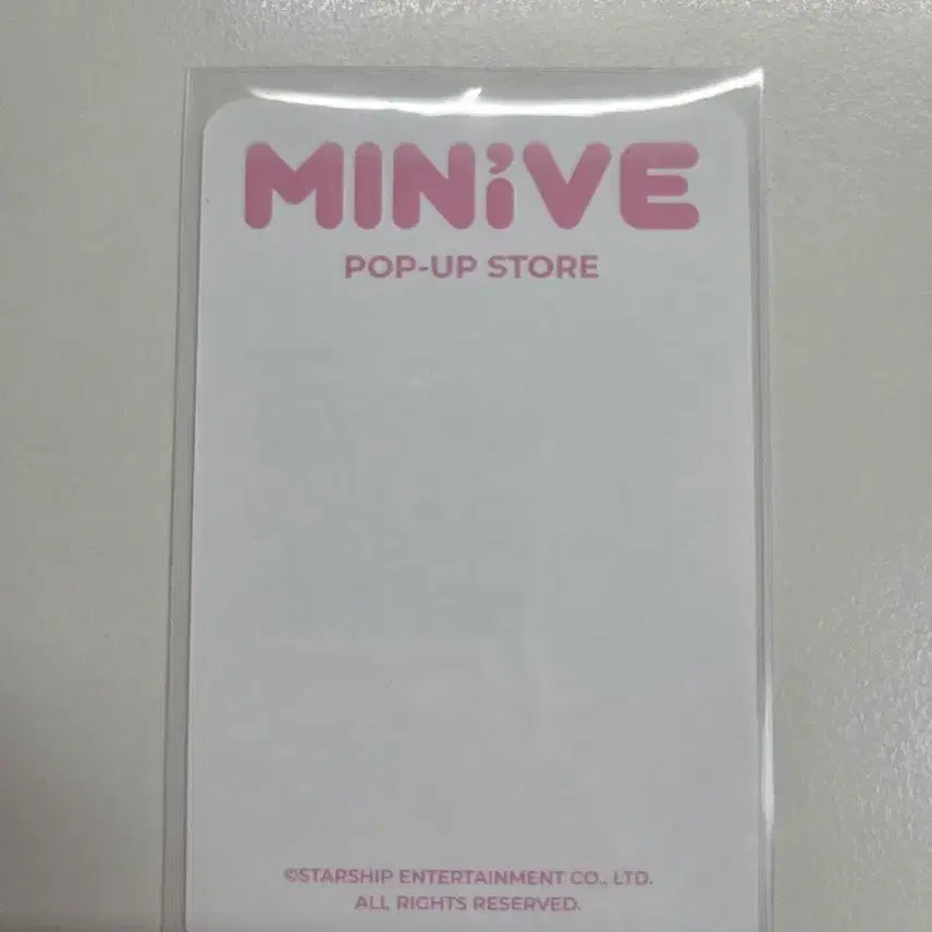 [BUNJANG] IVE Rei Mini V 2023 Popup Store Pouch Photocard / 아이브 레이 미니브 팝업 스토어 파우치 포토카드