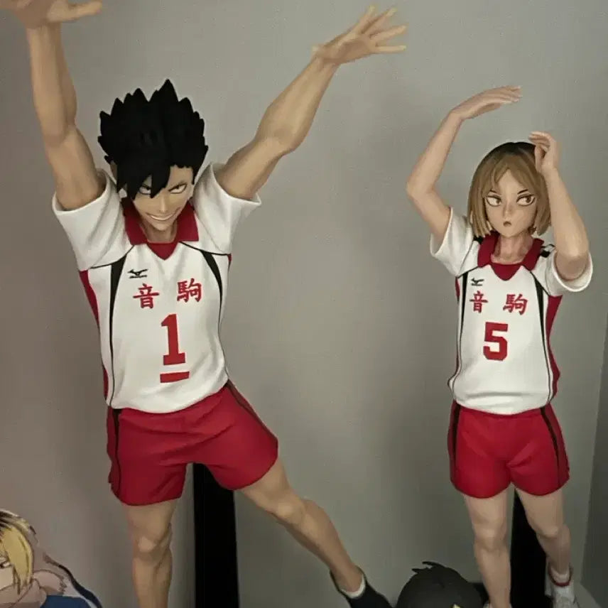 [BUNJANG] Haikyuu!! Kenma Kozume &amp; Kuroo Tetsuro Second Uniform Posing Figure Bundle Set / 하이큐 켄마 쿠로오 세컨드 유니폼 포징 피규어 일괄