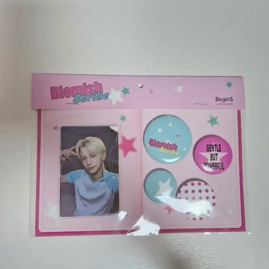 [BUNJANG] Begins Tour Pin Badge Set / 비긴스 투어스 포카 핀뱃지 세트