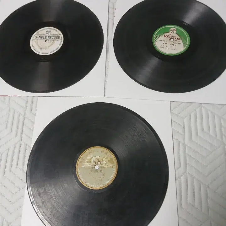 [BUNJANG] Rare Japanese/Korean "Yuseonggi" Record Collection (1950s) / 일본/한국 희귀 유성기 돌판sp 3장 판매합니다