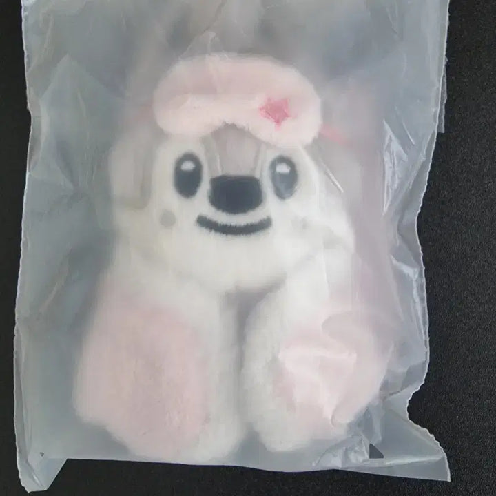 [BUNJANG] Stray Kids Bang Chan SKZOO PLUSH 10CM Wolf Chan Sealed / [미개봉] 스트레이키즈 방찬 스키주 플러시 10cm 울프찬 스키즈
