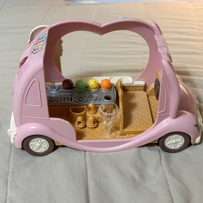 [BUNJANG] Sylvanian Families Ice Cream Van 5651 / 실바니안 아이스크림벤 자동차 5651