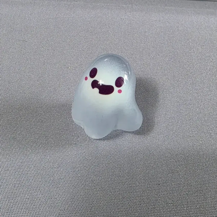 [BUNJANG] Glow-in-the-Dark Ghost Miniature Gacha Set (6 Types) / 야광 유령 미니어처 가챠 6종 풀셋