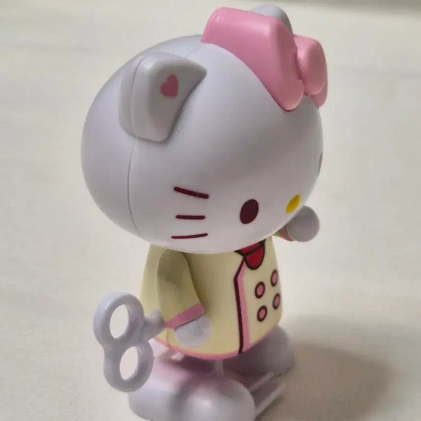 [BUNJANG] Sanrio Hello Kitty Wind-up Wobbly Doll Figure / 산리오 정품 헬로키티 뒤뚱뒤뚱 태엽 인형 피규어