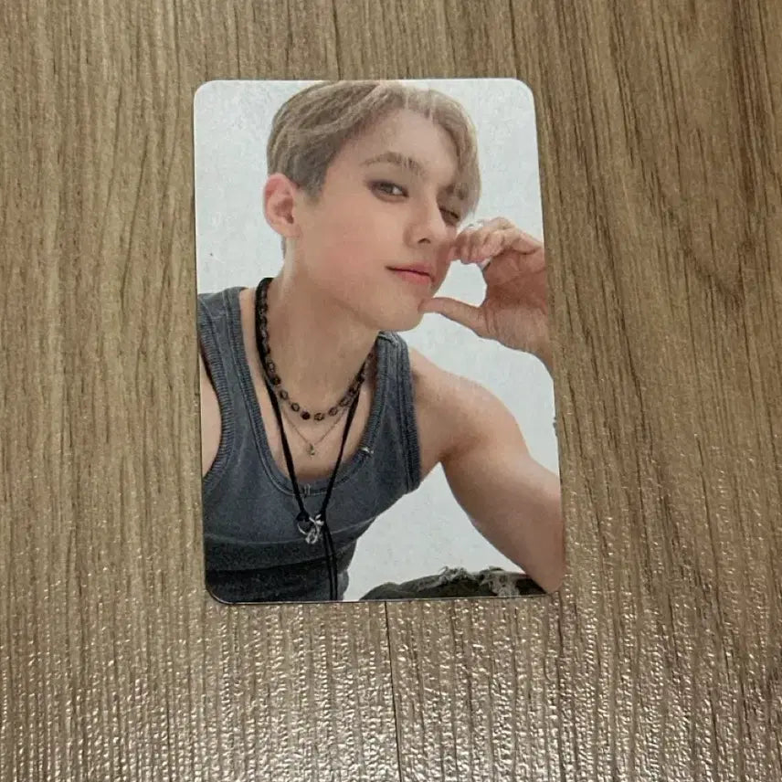 [BUNJANG] BTOB Lee Minhyuk HUTA BORA Live Studio Photocard / 비투비 이민혁 허타(HUTA) BORA 공방포카
