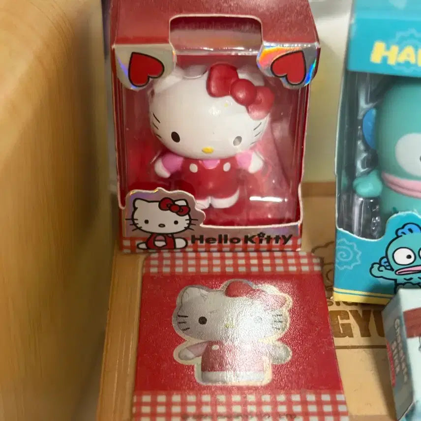 [BUNJANG] Hello Kitty Rice Grain Figure / 헬로키티 쌀알 피규어