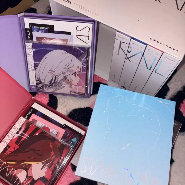 [BUNJANG] Stellive Startrail Album (Fanding) with POB Poster / 새상품) 스텔라이브 스타트레일 앨범 (팬딩) 미공카 포스터 포함