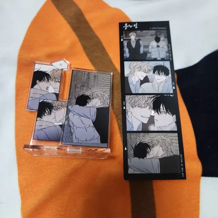[BUNJANG] Mulgaeui Bam Acrylic Stand &amp; Photo Set / 물가의 밤 아크릴 스탠드 물밤 네컷 2종 일괄