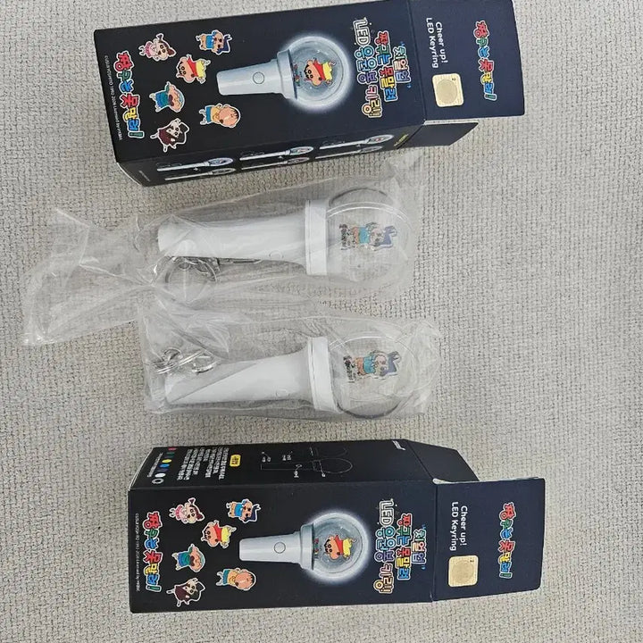 [BUNJANG] Crayon Shin-chan Cheolsu LED Lightstick Keychain / 짱구는 못말려 LED 응원봉 키링 철수