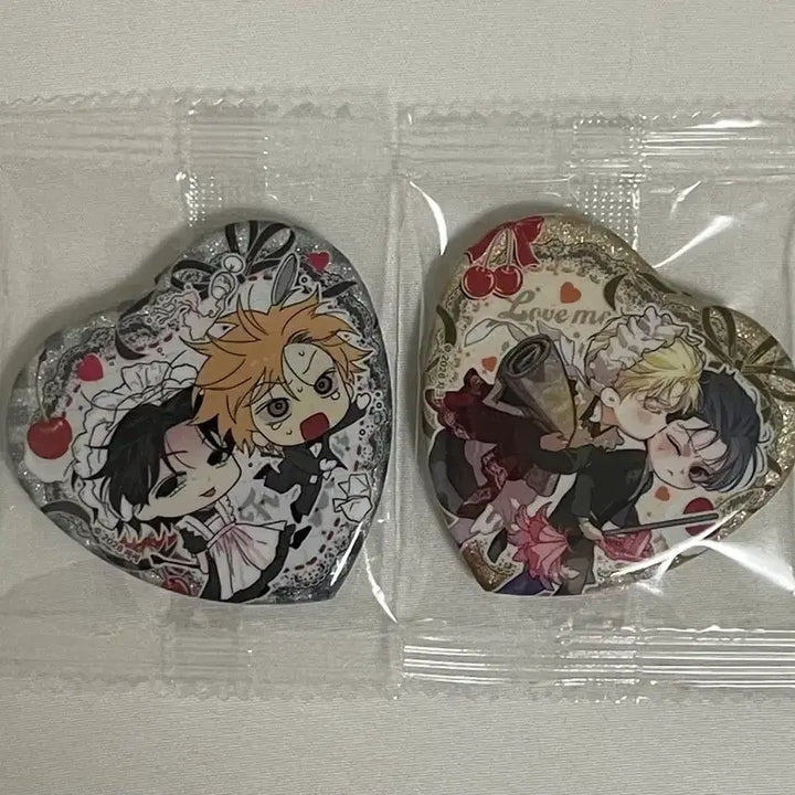 [BUNJANG] LE SSERAFIM Salon de Lebon Heart Can Badge Full Set Romantic Apocalypse Bundle Set / 레봄 살롱 드 르봉 하트캔뱃지 풀북 낭만묵시록 일괄