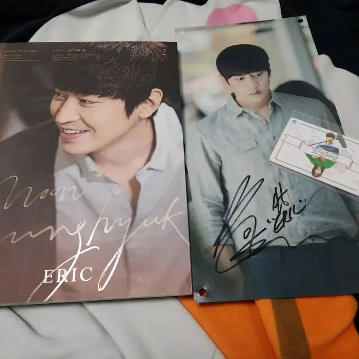 [BUNJANG] Eric Mun 1st Album Photobook + Autographed "Another Oh Hae Young" Kino Card Edition / 에릭 문정혁 앨범 포토북 + 친필사인  또 오해영 키노 앨범 카드 에디션