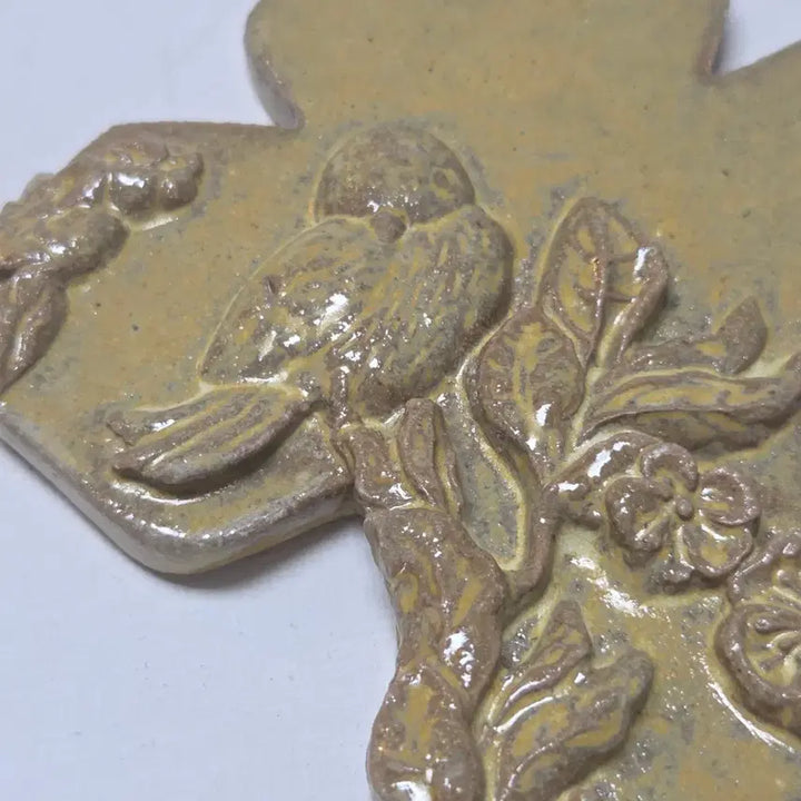 [BUNJANG] Handmade Ceramic Cross with Bird and Flower Motif / 도자기 십자가 공예 작가 도자기 십자가 가톨릭