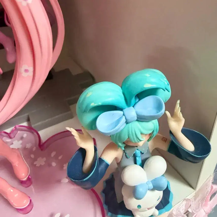 [BUNJANG] Hatsune Miku x Cinnamoroll Noodle Stopper Figure (Flawed) / 미쿠 시나모롤 누들스토퍼 피규어 판매