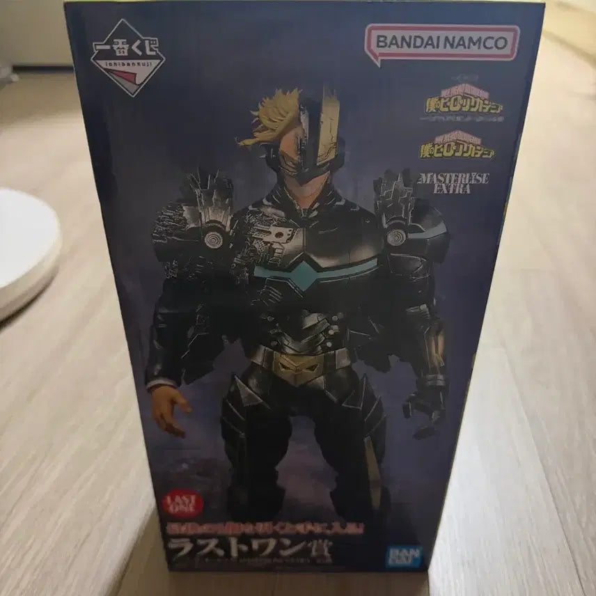 [BUNJANG] My Hero Academia Armored All Might Last One Figure (Sealed) / 미개봉) 나히아 아머드 올마이트 라스트원 판매