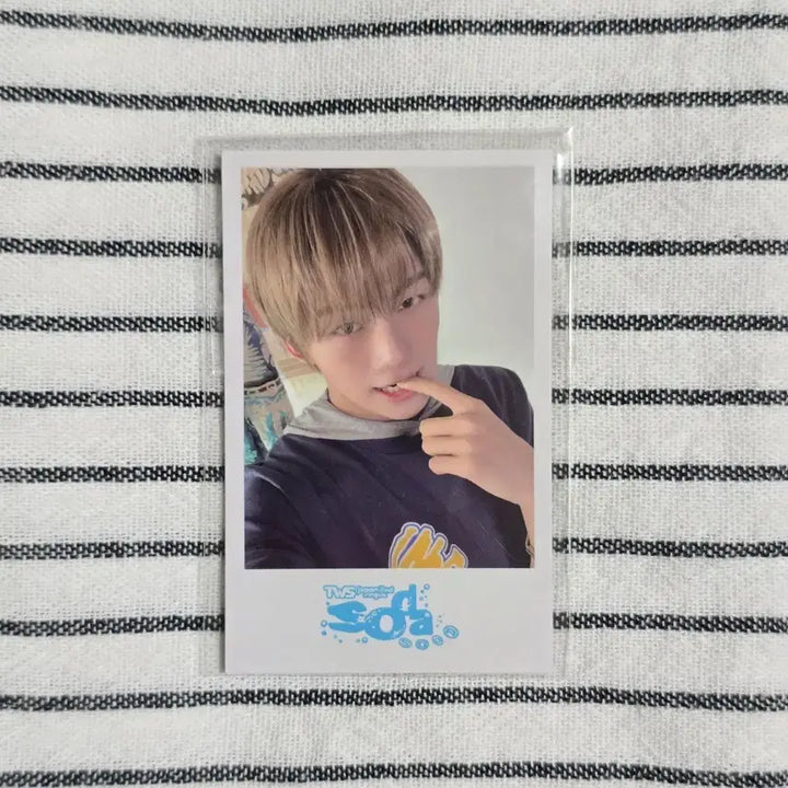 [BUNJANG] TWS Soda Soda Weverse Polaroid POB Jihoon / 투어스 소다소다 위버스 폴라 특전 지훈