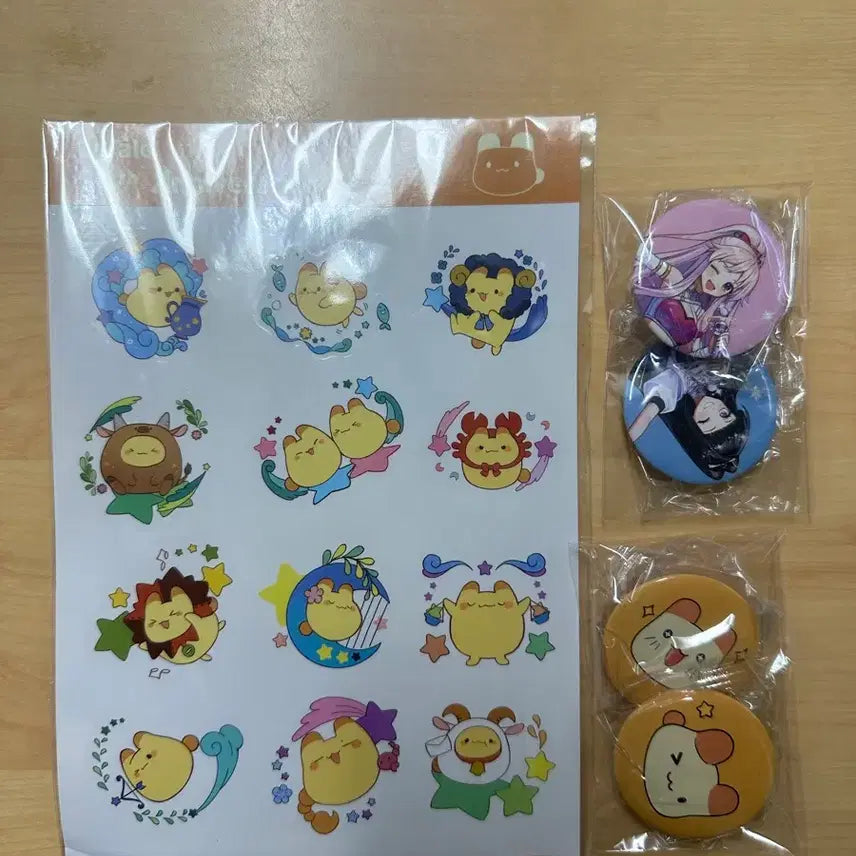 [BUNJANG] Latale 20th Anniversary Pop-Up Exclusive Sticker &amp; Badge Set / 라테일 20주년 팜업 사은품 스티커, 뱃지