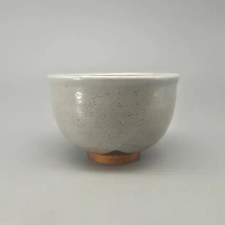 [BUNJANG] Karatsu White Porcelain Iron-Painted Floral Tea Bowl / 골동품 차도구 카라쯔 백자 철화 꽃무늬 다완