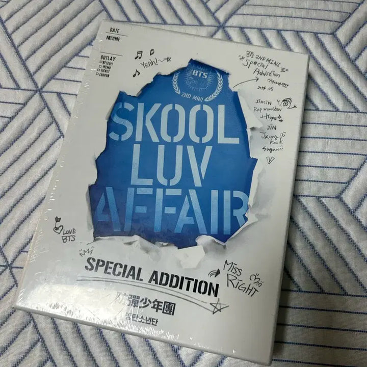 [BUNJANG] BTS Skool Luv Affair Special Edition CD+DVD (Sealed) / 미개봉 새상품 방탄소년단 (BTS) Skool Luv Affair 스페셜 [CD+DVD]