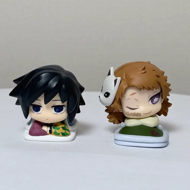 [BUNJANG] Demon Slayer Giyu &amp; Sabito Onemutan Bundle Set / 귀멸의칼날 사비토, 기유 오네무탄 일괄