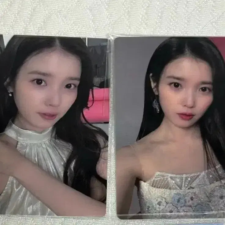 [BUNJANG] IU Alien Pop-up Store Photocard Set (2 pcs) / 아이유 에일이언 팝업스토어 포카세트 2장