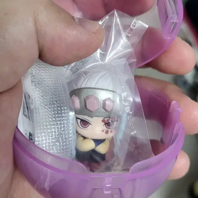 [BUNJANG] Demon Slayer Tengen Uzui &amp; Kanao Tsuyuri Gacha Figures Bundle Set / 귀멸의 칼날 텐겐, 카나오 가챠 피규어 일괄 판매합니다.