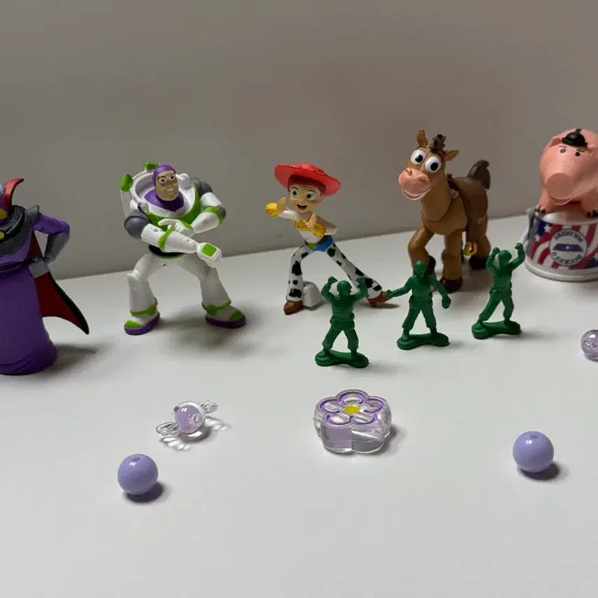 [BUNJANG] Toy Story Together Gacha Vol. 2 Figures / 토이스토리 나란히가챠 2