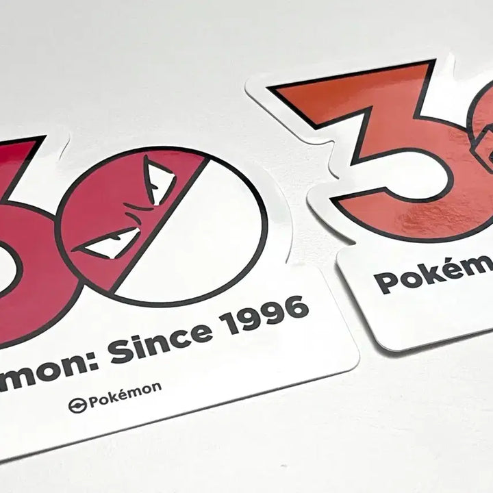 [BUNJANG] Pokemon 30th Anniversary Logo Sticker (Voltorb, Hisuian Voltorb) / 포켓몬) 30주년 기념 로고 스티커  찌리리공, 찌리리공 히스이폼