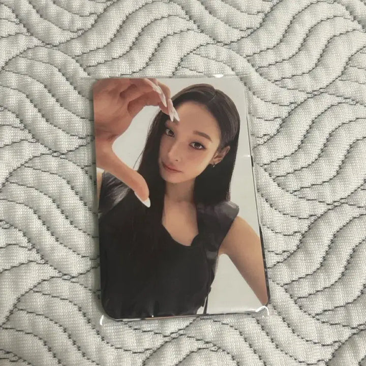 [BUNJANG] VT Cosmetics x All Day Project Limited Edition Photocard Bundle Set (Sealed) / 올데프 vt 한정 포토카드 미개봉 일괄