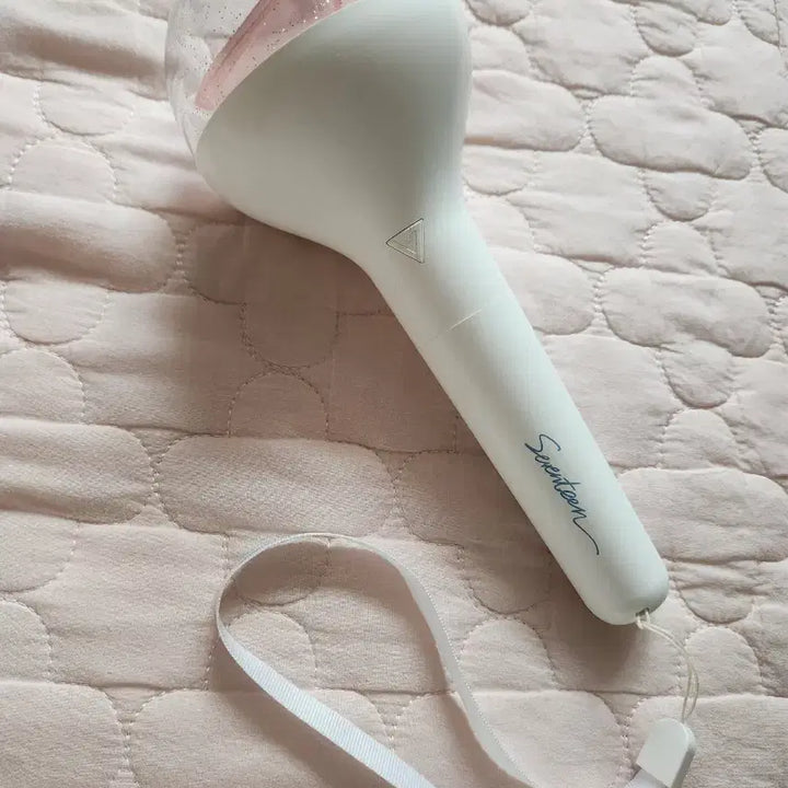 [BUNJANG] SEVENTEEN "Carat Bong" Lightstick / 세븐틴 응원봉 구럿봉 캐럿봉