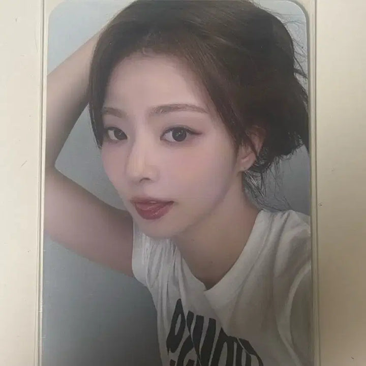 [BUNJANG] fromis_9 Lee Nagyung Dear My Muse Photocard / 프로미스나인 이나경 포토카드