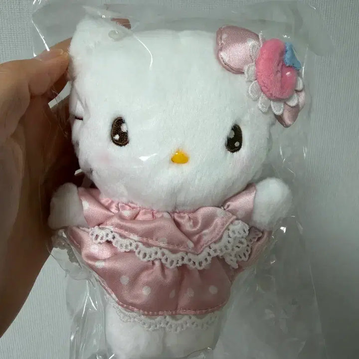 [BUNJANG] Hello Kitty Pink Dot Dress Doll Keyring / 헬로키티 핑크 도트 드레스 인형키링