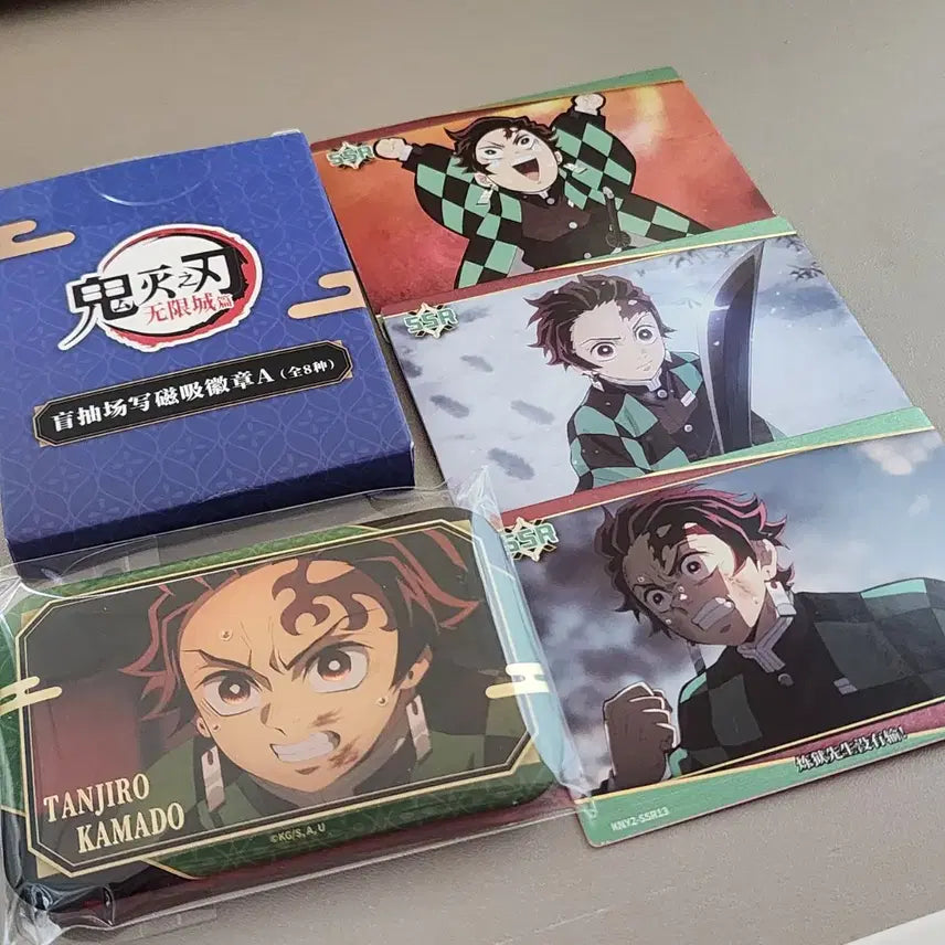 [BUNJANG] Demon Slayer Tanjiro Square Badge + Card / (귀멸의 칼날) 탄지로 사각 뱃지 + 카드