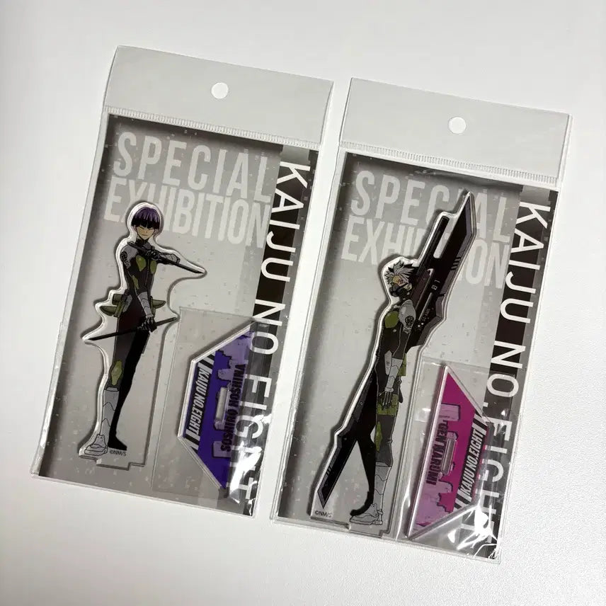[BUNJANG] Kaiju No. 8 Hoshina Soushiro Narumi Gen Full Body Acrylic Standee / 괴수8호 호시나 소우시로 나루미 겐 원화전 전신 아크릴 스탠드 괴팔 피규어 누이 룩업