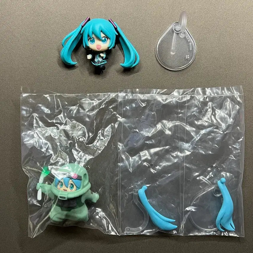 [BUNJANG] Hatsune Miku Gundam Miku Gacha 2 Types Bundle Set / 하츠네 미쿠, 건담 미쿠 가챠 2종 일괄 (가챠/캡슐토이)