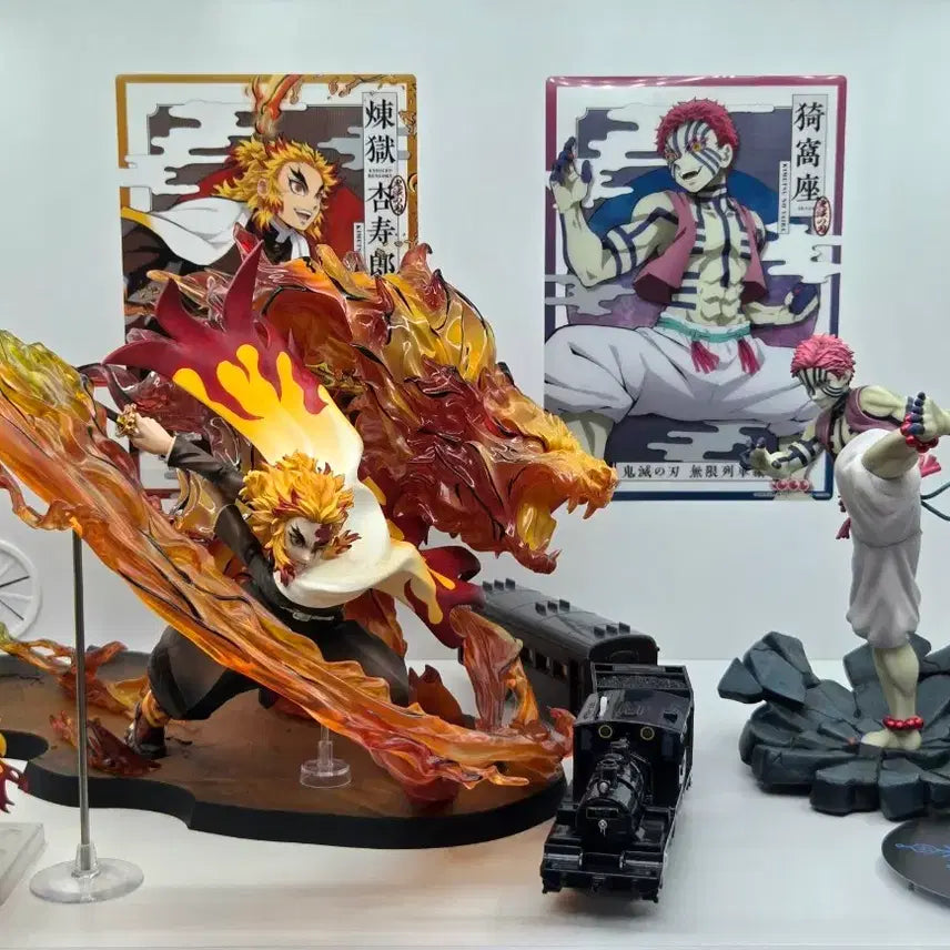 [BUNJANG] Demon Slayer: Kimetsu no Yaiba Tomica Mugen Train Edition Akaza Rengoku / 귀멸의칼날 토미카 무한열차편 타카라토미