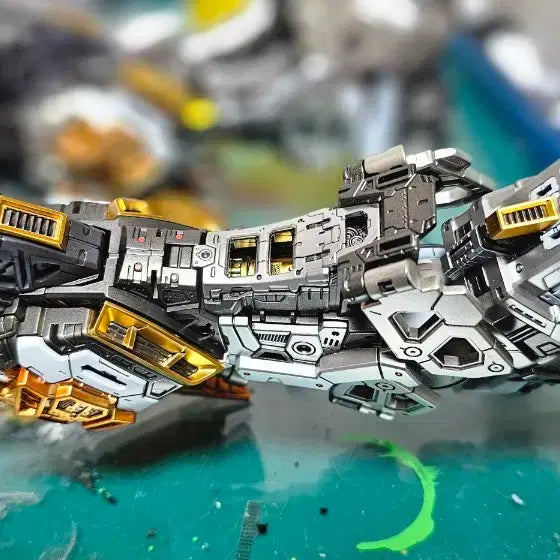 [BUNJANG] PG Unleashed RX-93 Nu Gundam Lower Body Frame Painted Model Kit / PG 언리쉬드 뉴건담 하반신 프레임 도색작 팝니다