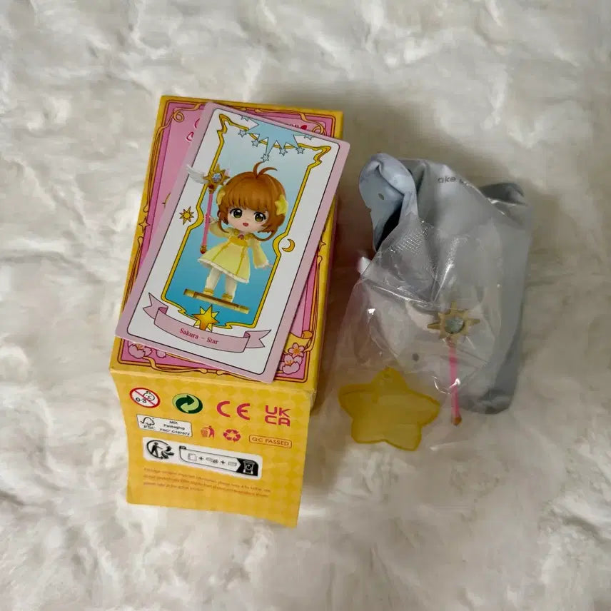 [BUNJANG] Cardcaptor Sakura Cherry Clear Card Series Pop Mart Cherry with Star Figure / 카드캡터 사쿠라 체리 클리어 카드 시리즈 팝마트 정품 피규어 별을 단 체리 스타 비닐 미개봉