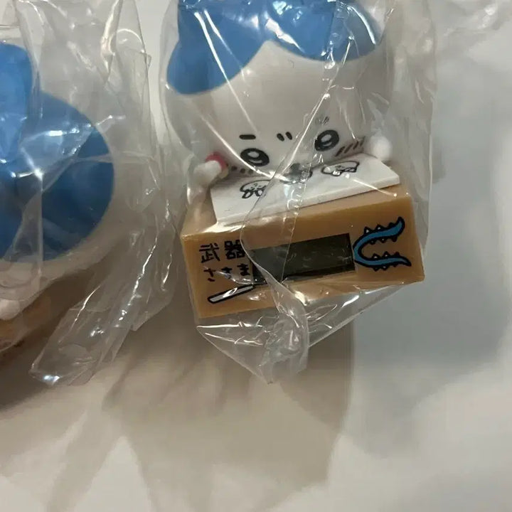 [BUNJANG] Chiikawa Hachiwara Character Clock Limited Edition / 치이카와 시계 1탄 먼작귀 하치와레