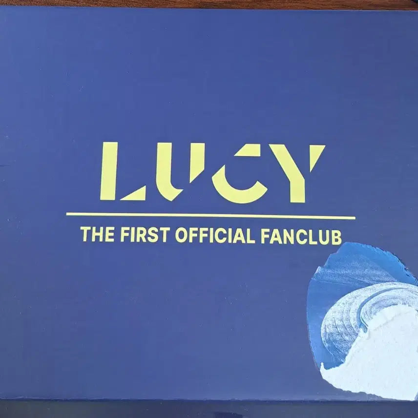[BUNJANG] LUCY 1st Fanclub Kit Bundle Set / LUCY 루시 1기 팬클럽 키트 일괄 판매