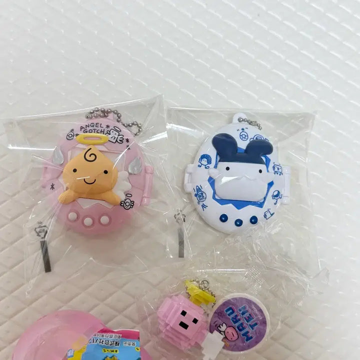 [BUNJANG] Tamagotchi Case Gacha Strap Gacha / 다마고치 케이스 가챠 , 스트랩 가챠