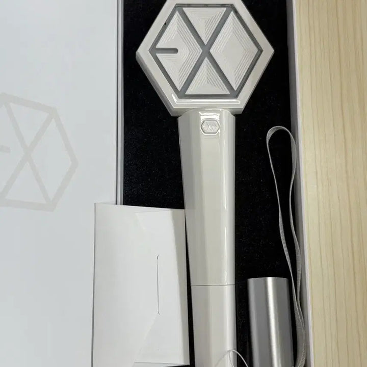 [BUNJANG] EXO EXO-bi Lightstick (New EXO-bi) / 엑소 응원봉 에리디봉(뉴리디봉) 새상품