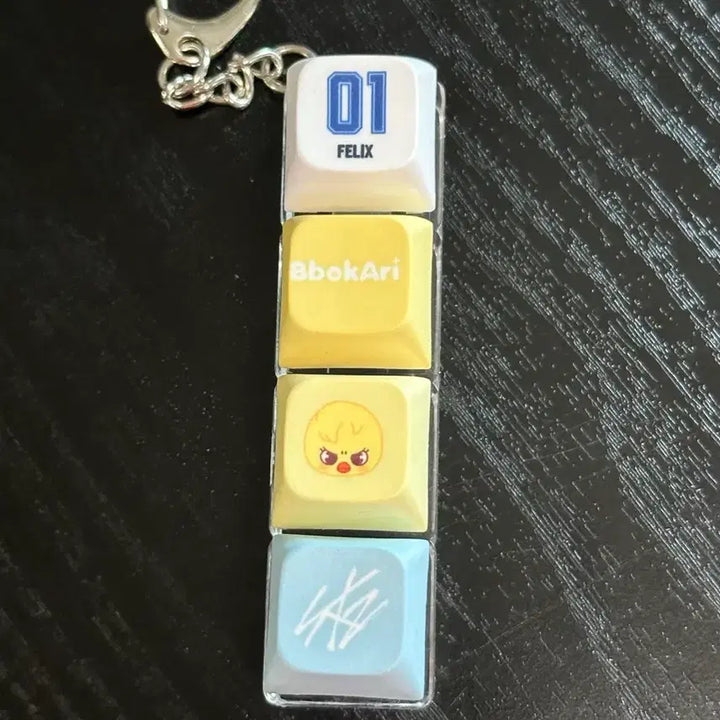 [SOLD OUT] [BUNJANG] Bbokari Keycap Keyring / 뽁아리 키캡키링