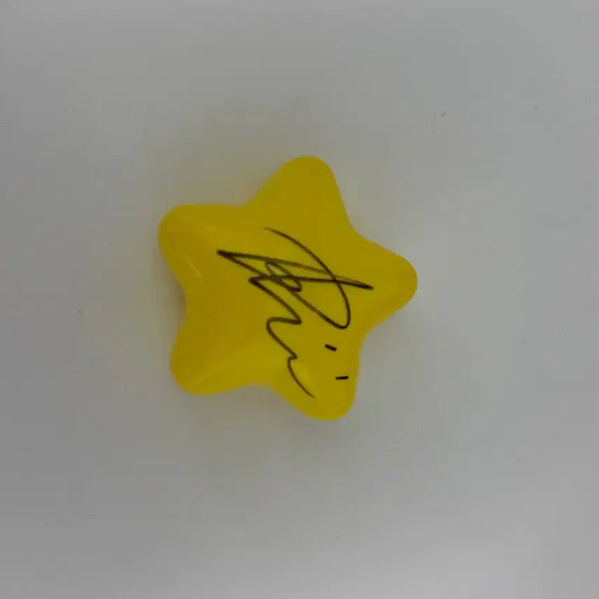[BUNJANG] NCT WISH Riku Signed Ball Login Concert Wishdoll Kuri / 급처) 당일 배송 엔시티위시 리쿠 싸인볼 로그인 콘서트 위시돌 쿠리