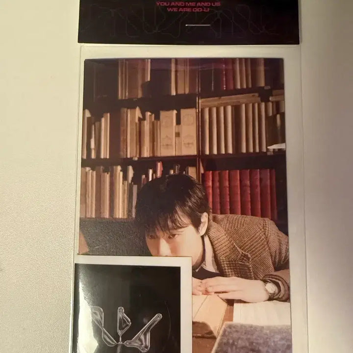 [BUNJANG] WOODZ Postcard, Sticker Sealed Set / woodz 우즈 엽서,스티커 미개봉