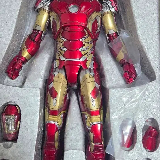 [BUNJANG] Hot Toys Avengers 2 Iron Man Mark 43 Diecast / 핫토이 어벤져스2  아이언맨  마크43 다이캐스트 판매
