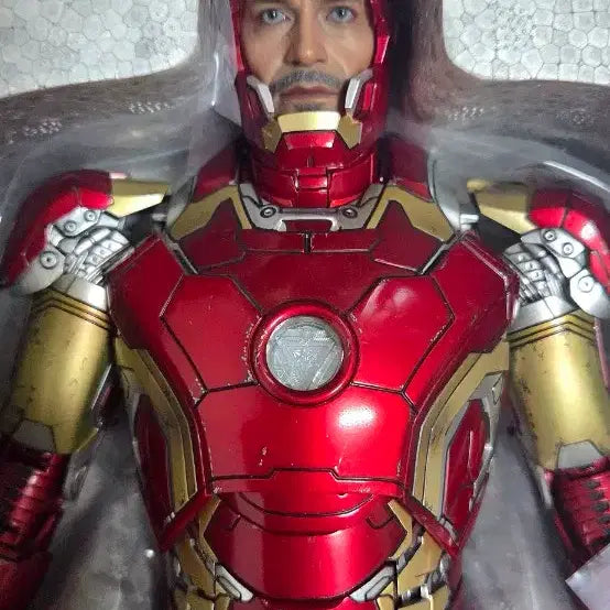 [BUNJANG] Hot Toys Avengers 2 Iron Man Mark 43 Diecast / 핫토이 어벤져스2  아이언맨  마크43 다이캐스트 판매