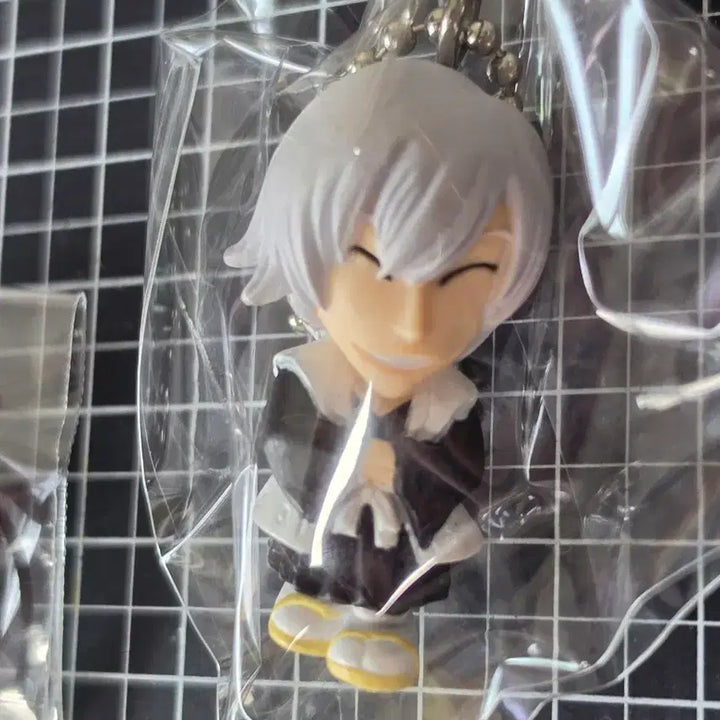 [BUNJANG] Bleach Ichigo Classic Keychain Strap Figure Set (2 Types) / 블리치 긴 고전 키링 스트랩 피규어 2종 세트